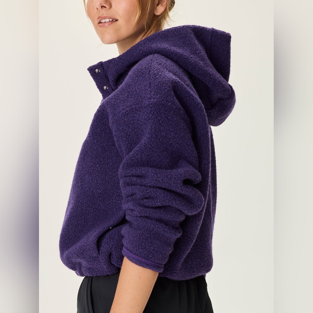 Outdoor Voices MegaFleece Pullover In Concord
